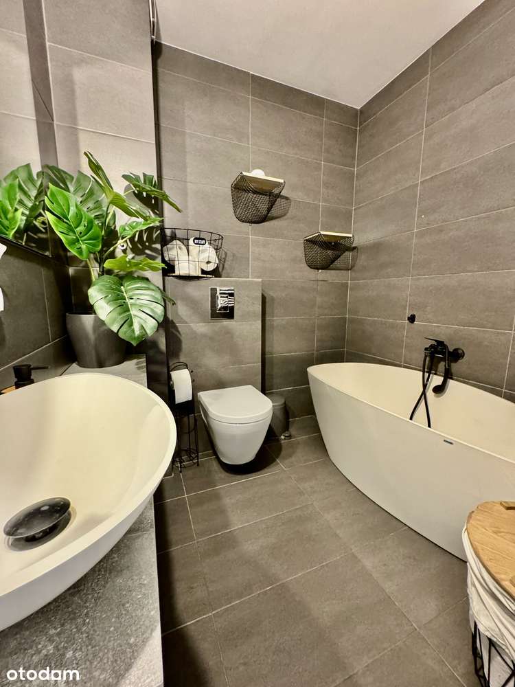 Dom wolny do objęcia od zaraz. Pełna własność gruntu-3