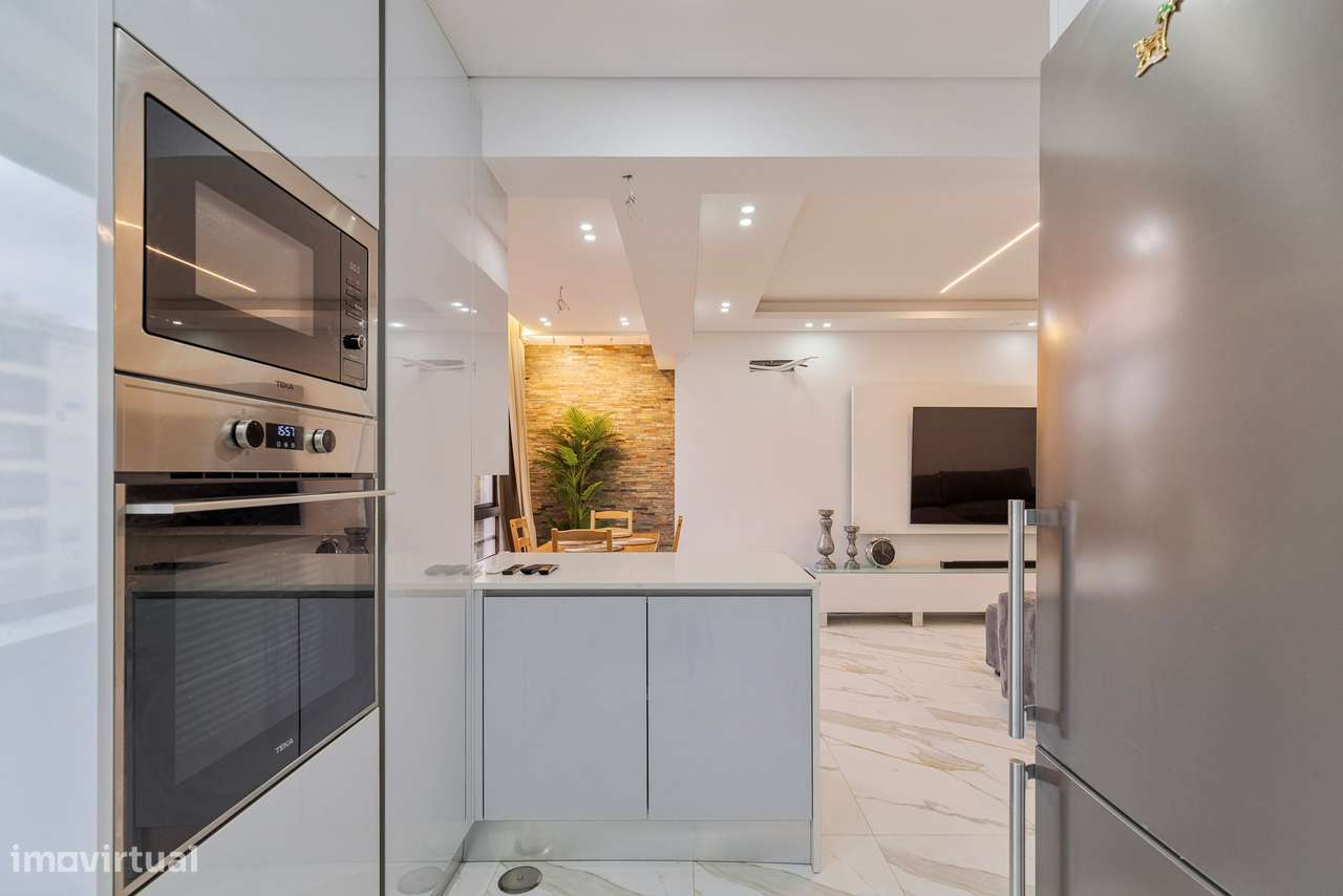 FEIJÓ - Apartamento T3 com 1 suite e 2 WC - Grande imagem: 4/22