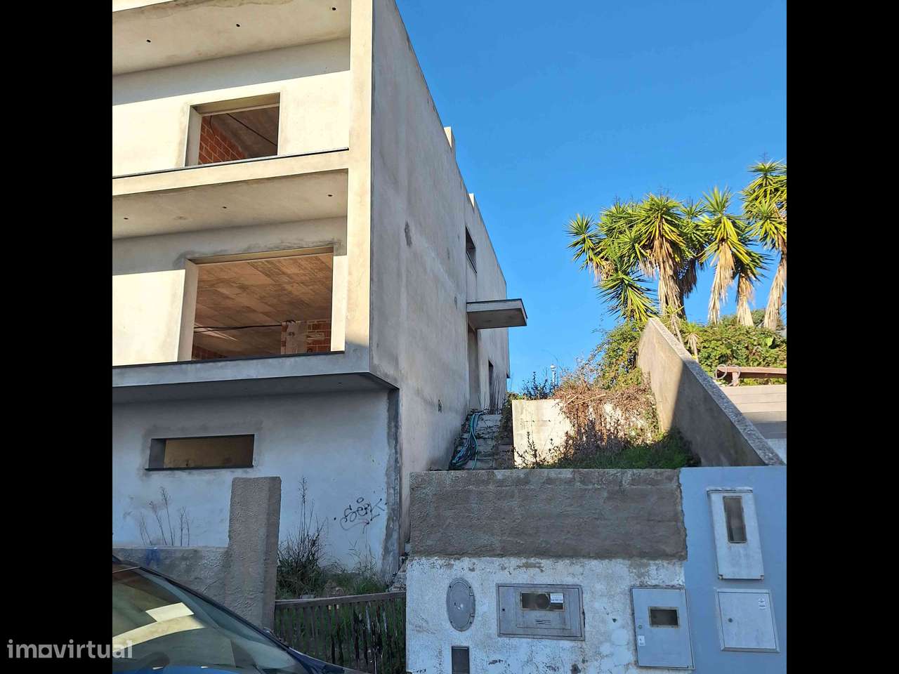 Moradia Contemporânea com Projeto Aprovado - Grande imagem: 5/13