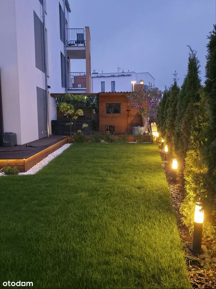 Bardzo zadbane mieszkanie z dużym ogrodem i jacuzzi-14