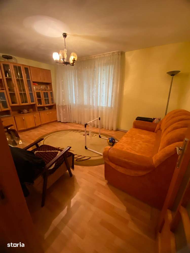 De vanzare 3 camere decomandate la parter in zona Orizont - Imagine principală: 1/13