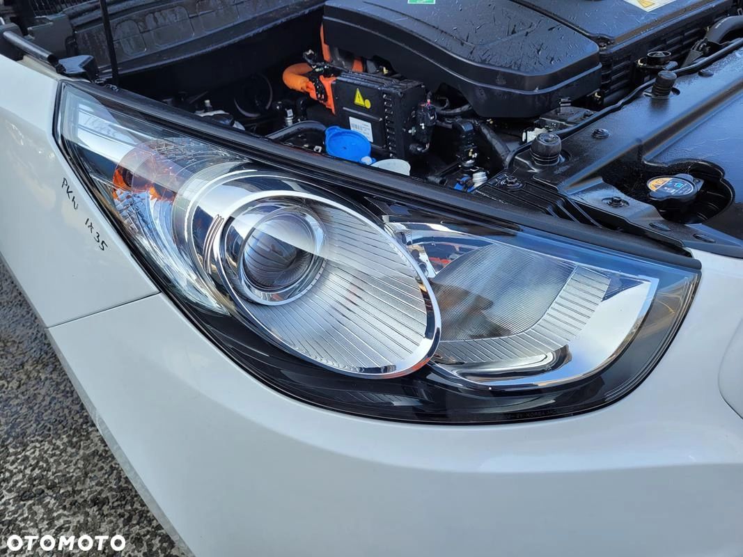 Hyundai ix35 Lampa przednia przód lewa prawa Europa - 1