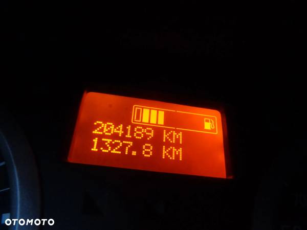 Renault Trafic 2.0 dCi 115 Passenger L1H1 Expression - 25