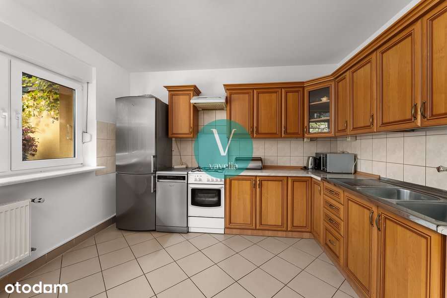 Dom jednorodzinny z zielonym azylem, w centrum Skawiny-16