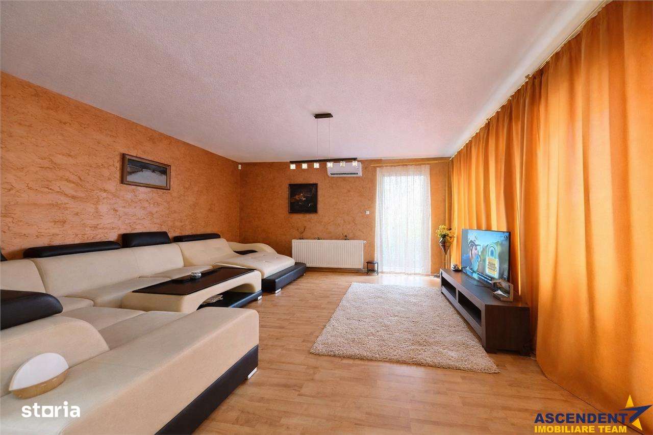 Film&3D! Confort,stil si functionalitate:Vila rezidential business,Liv - Imagine principală: 2/16