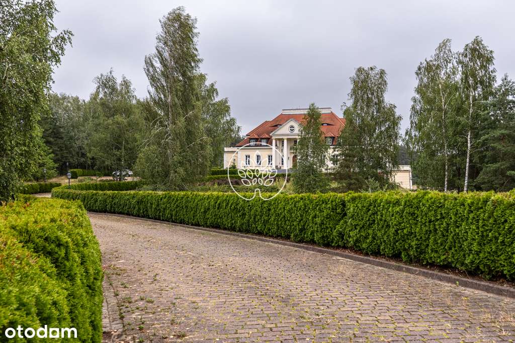 Atrakcyjny dwór / Hotel / Blisko Warszawy-1