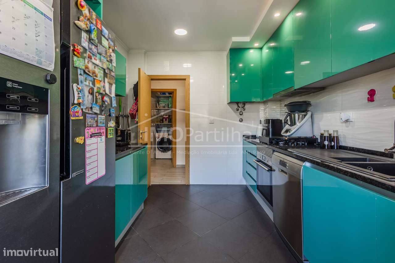 T3 Remodelado | 86m2 | Terraço | 2 WC | Odivelas-18