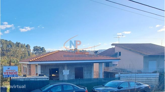 Moradia para acabamento em Vilarinho-0