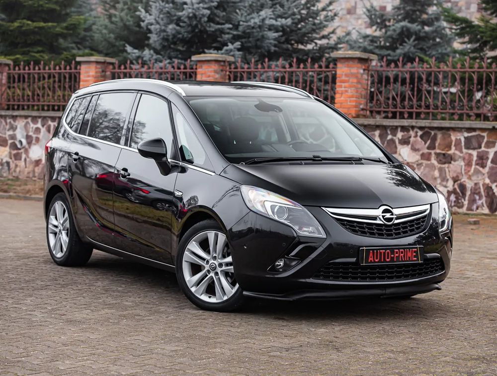 Opel Zafira C 2014