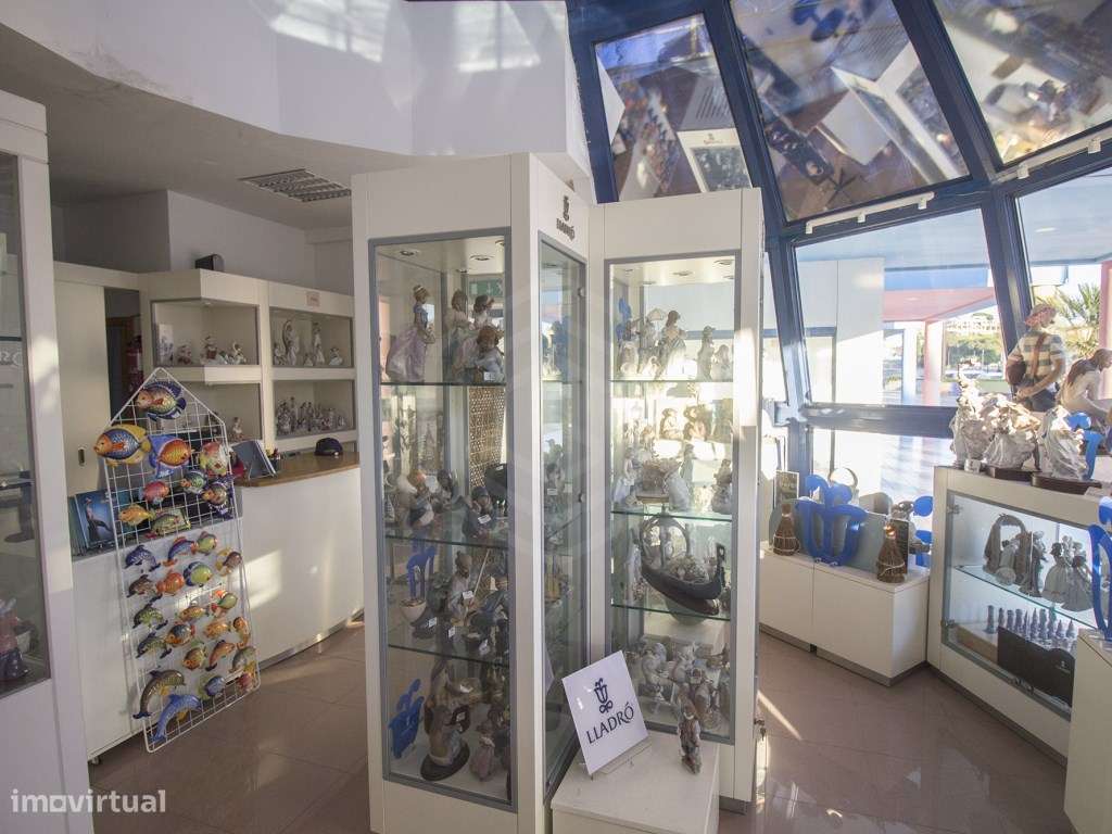 Loja junto à Marina de Albufeira, Algarve - Grande imagem: 5/17