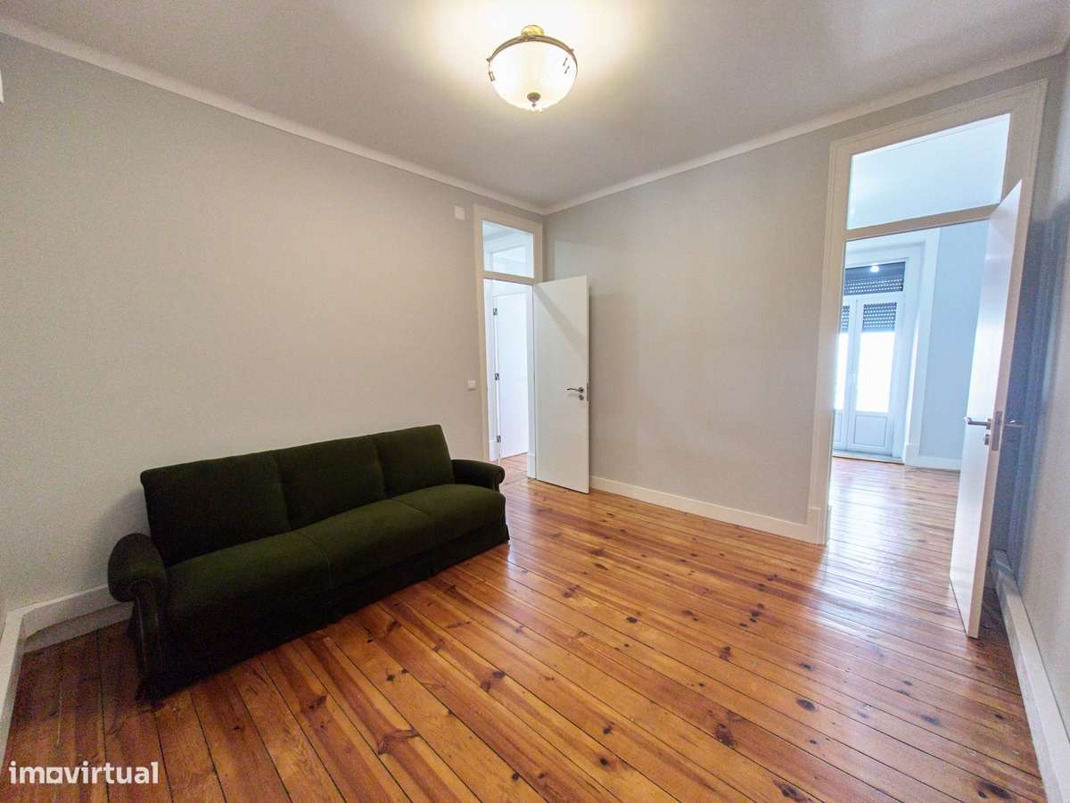 SÓ PARA ESCRITÓRIOS! T5 no Centro só para escritórios - Grande imagem: 4/20