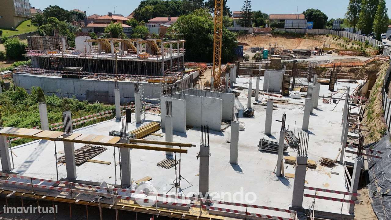 Apartamento T2 novo, com vista Rio, no Empreendimento D'Ouro Mar-22