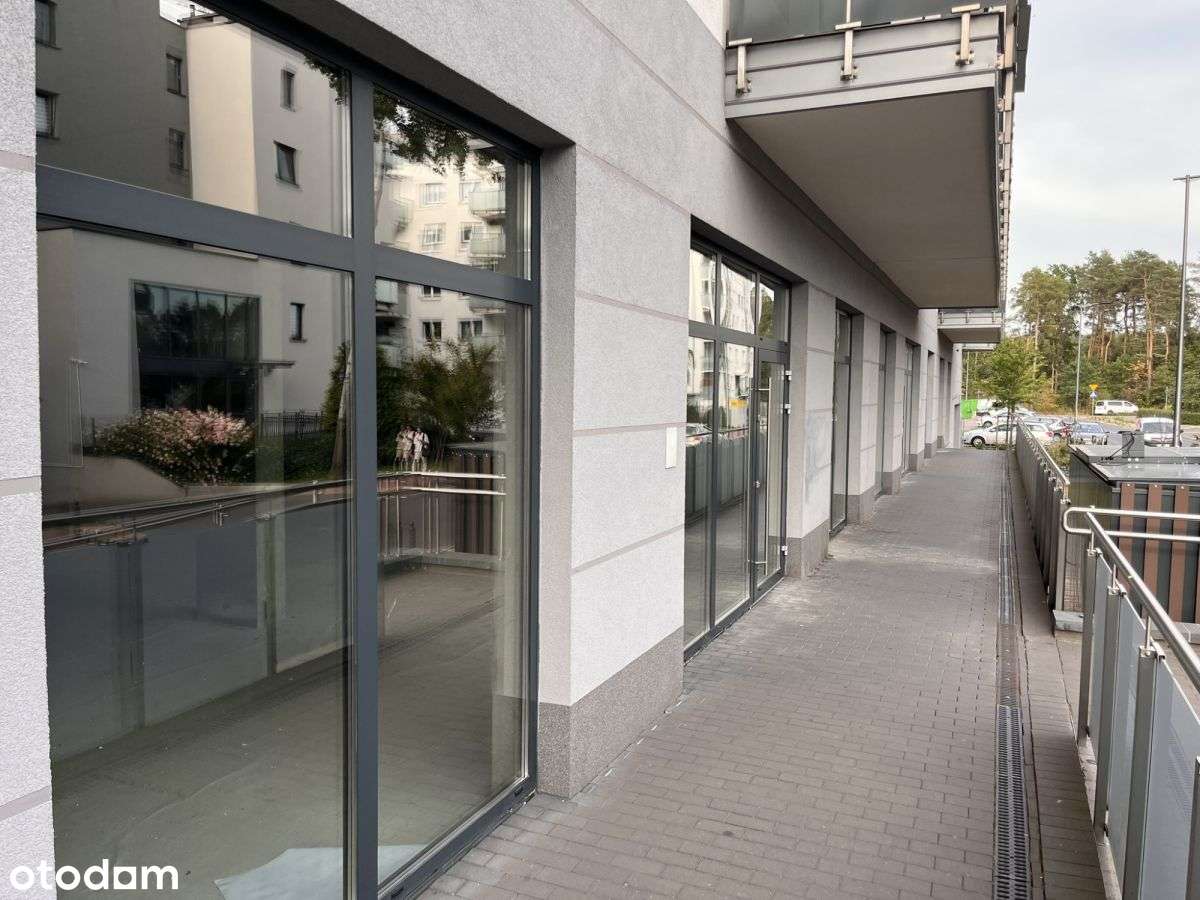 Prestiżowy lokal usługowy 180 m² – duże witryny-4