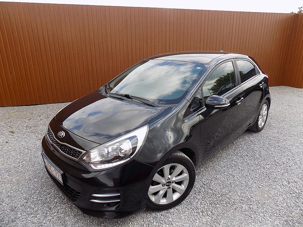 Kia Rio III 1.2 Dream Team Edition 2015