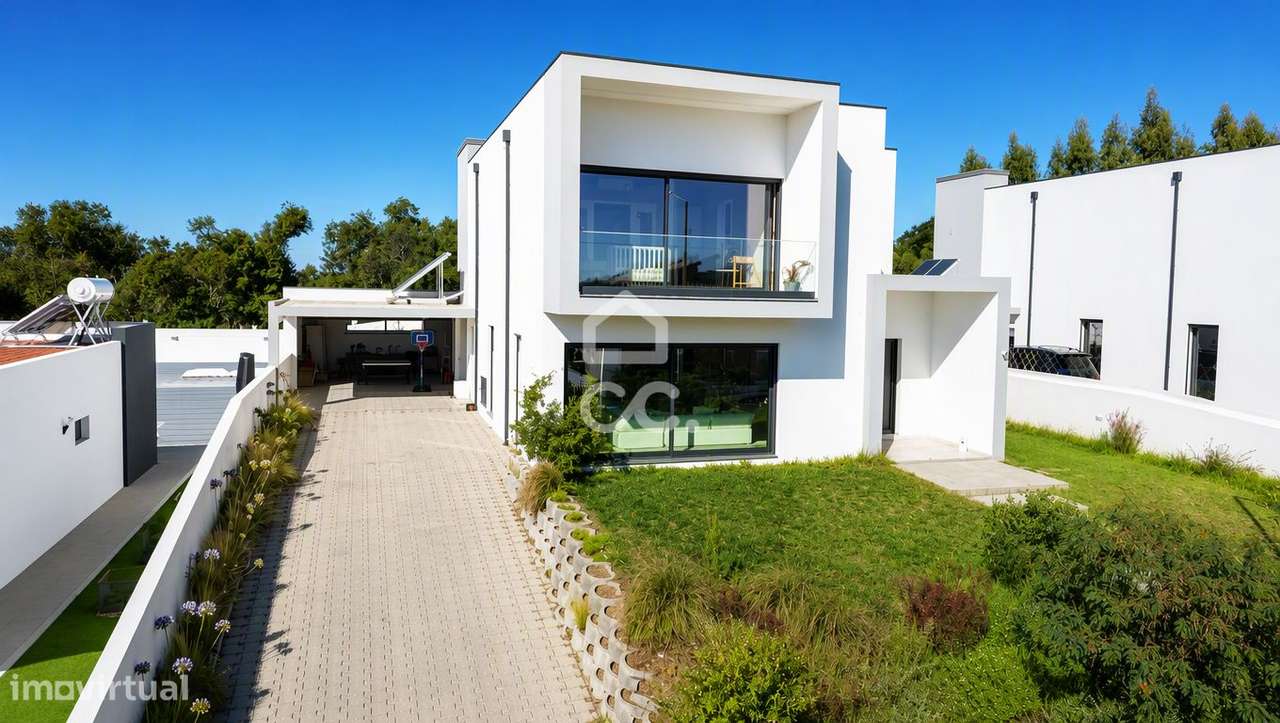 Moradia T4 Contemporânea em Mafra | Conforto, Design e Eficiência A+-0
