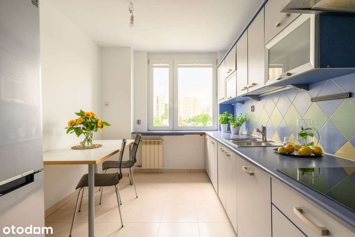 Jasne mieszkanie przy Metrze Trocka-11