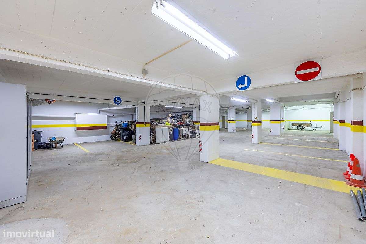Garagem  para venda-0