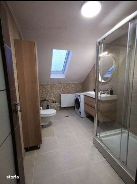 Vanzare casa de vacanta - Imagine principală: 5/8