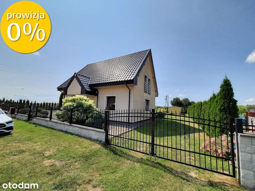 Nowoczesny dom wolnostojący z pięknym ogrodem-15