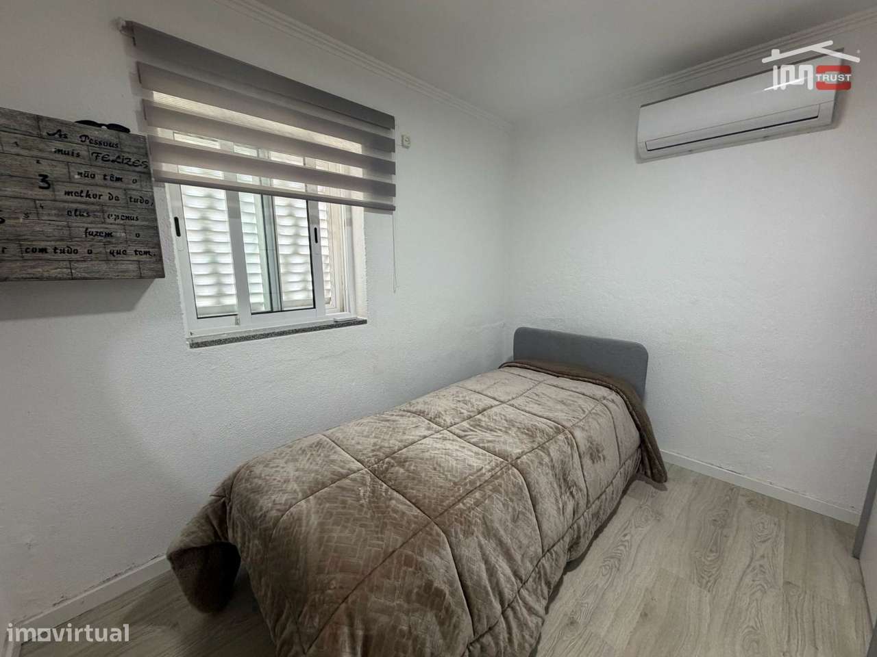 Moradia Isolada T3 + 2 em Palhais, Cozinha Equipada, Amplo Jardim, ...-23