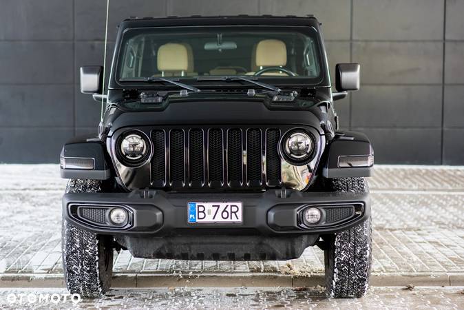 Jeep Wrangler - 3