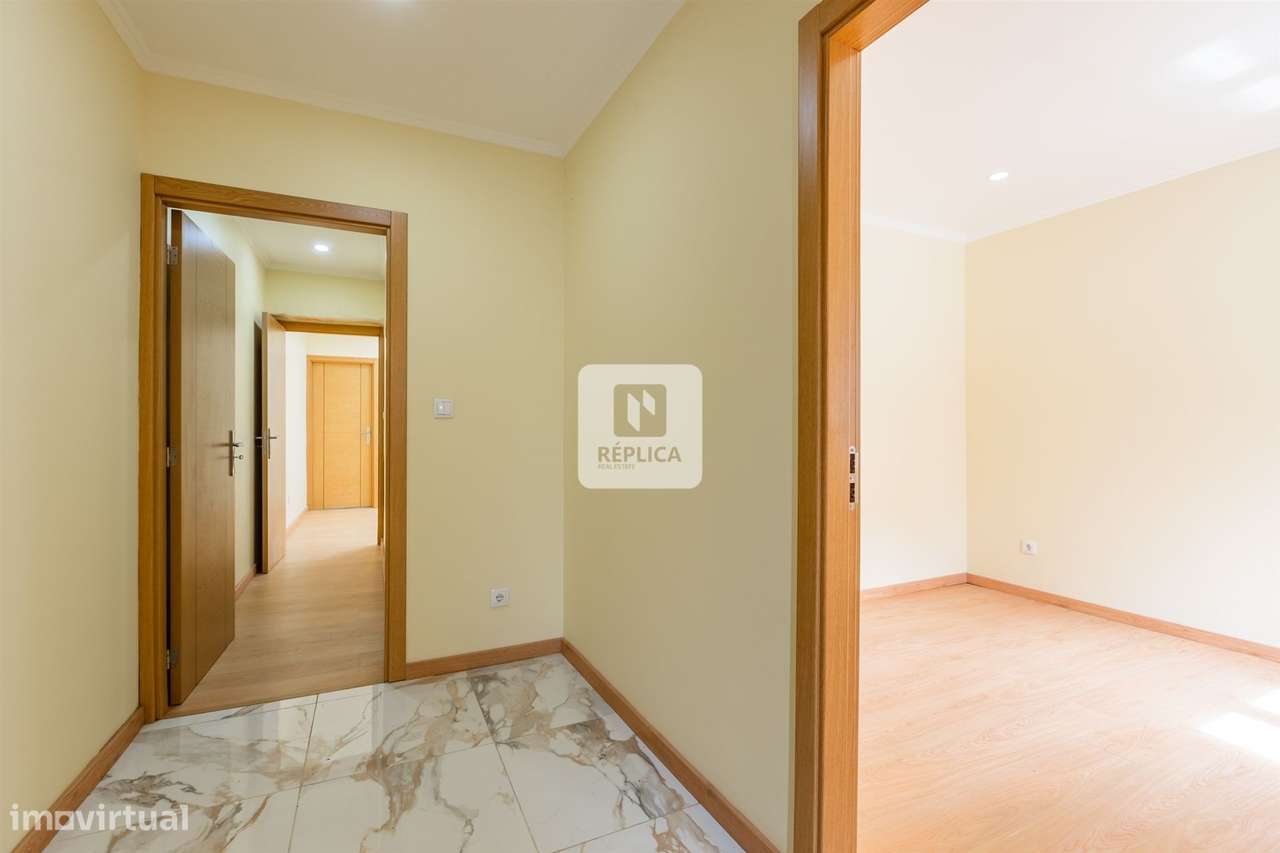 Moradia remodelada em Campanhã. - Grande imagem: 3/35