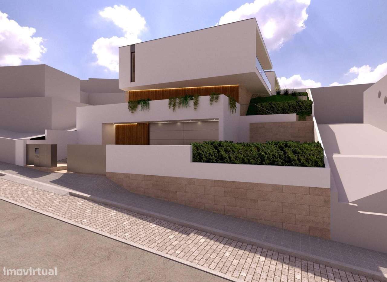 Terreno com Projeto Aprovado para Moradia em Vila Nova de Famalicão-1