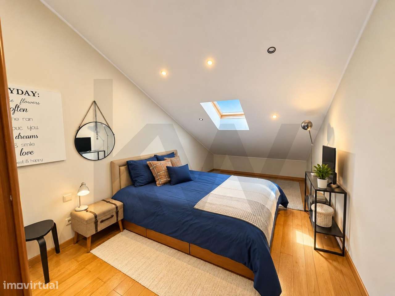 Apartamento Duplex T3+3 em Belas | Amplo, Luminoso e com Vista Desafog-21