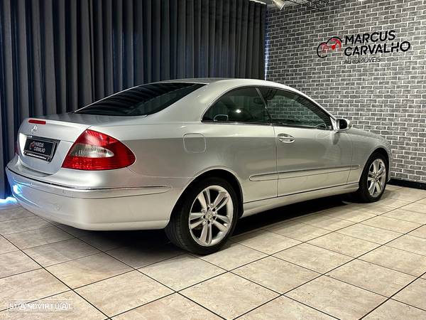 Mercedes-Benz CLK 220 CDi Avantgarde - 5