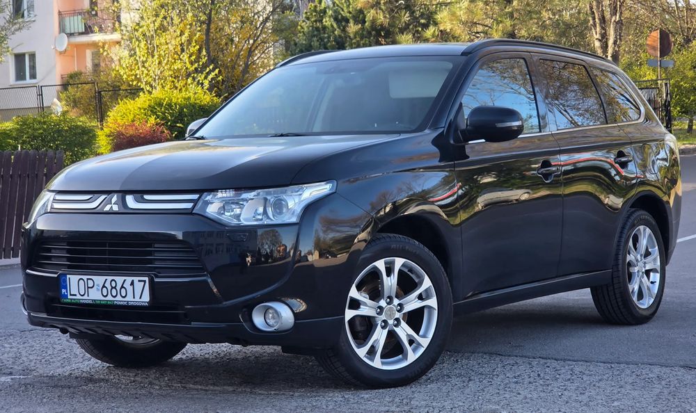 Mitsubishi Outlander III 2.0 Intense + 2013
