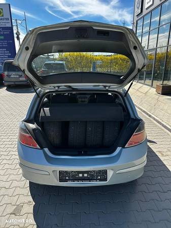 Opel Astra 1.7 CDTI DPF Active - 10