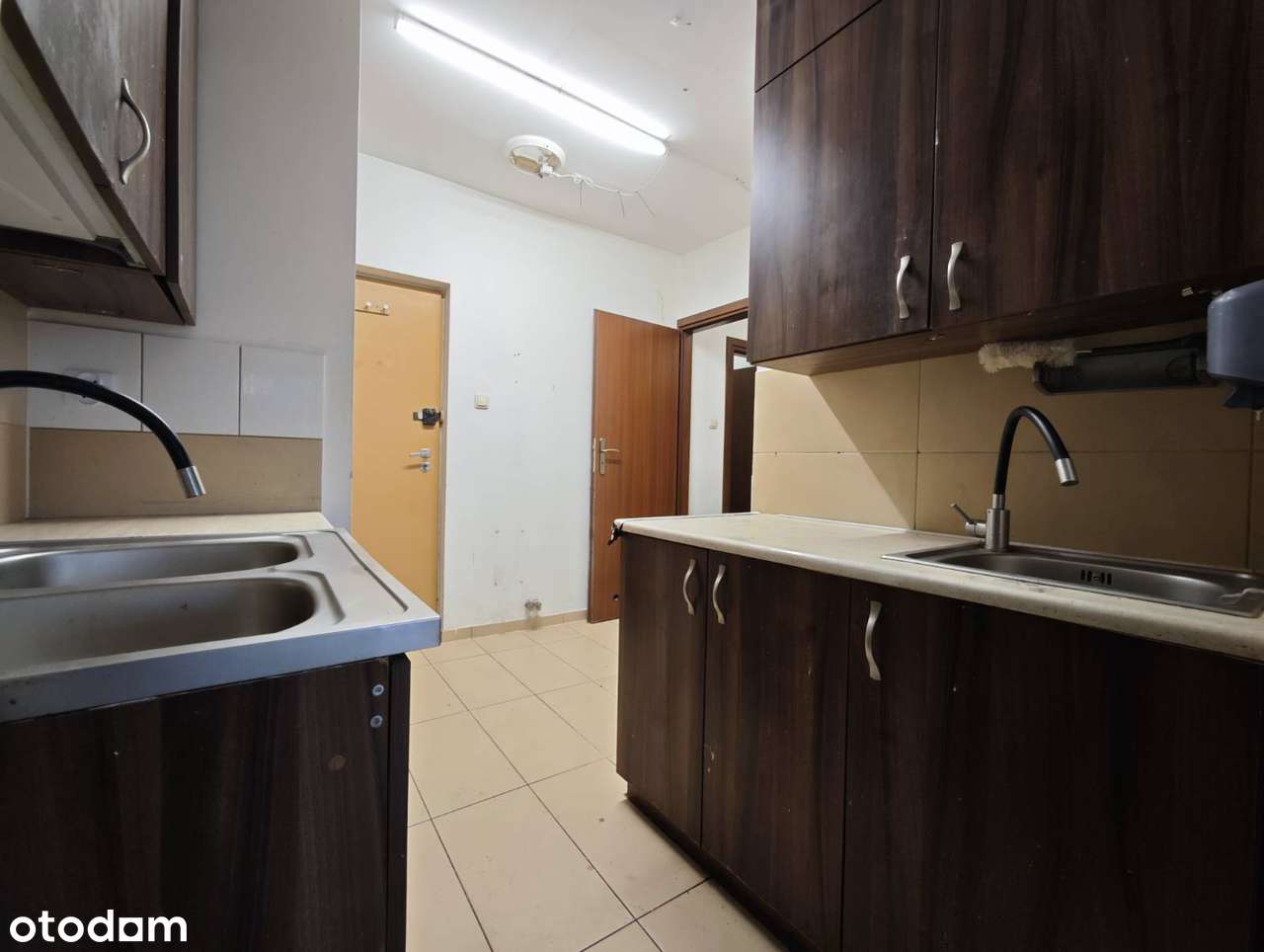 CENTRUM BIAŁEGOSTOKU - Lokal z witryną 37,7m² - Duży ruch pieszy! - Pełny obrazek: 3/7