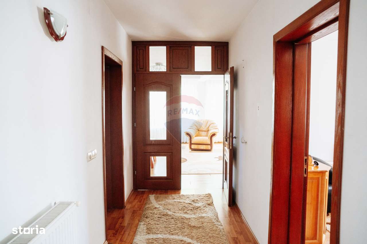 Casă de vanzare in Radauti str Iraclie Porumbescu-6