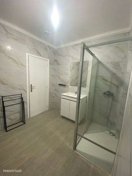 Andar Moradia T3 totalmente redomelado - Grande imagem: 5/9