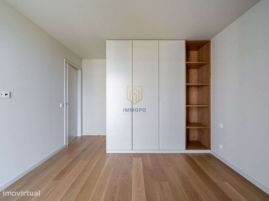 T3 Novo, varanda panorâmica com vistas de Rio e Mar! - Grande imagem: 5/22