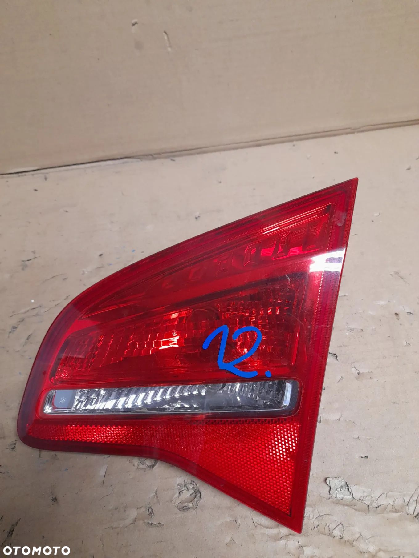 LAMPA PRAWY TYŁ W KLAPĘ OPEL MERIVA B nr 21628003 - 1