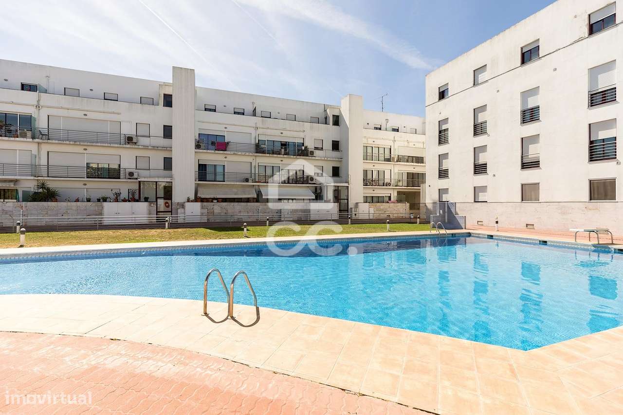 Apartamento T3 c/ Varanda | Quinta do Rosário, Évora