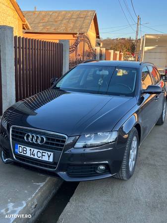 Audi A4 2.0 TDI Multitronic Avant - 1