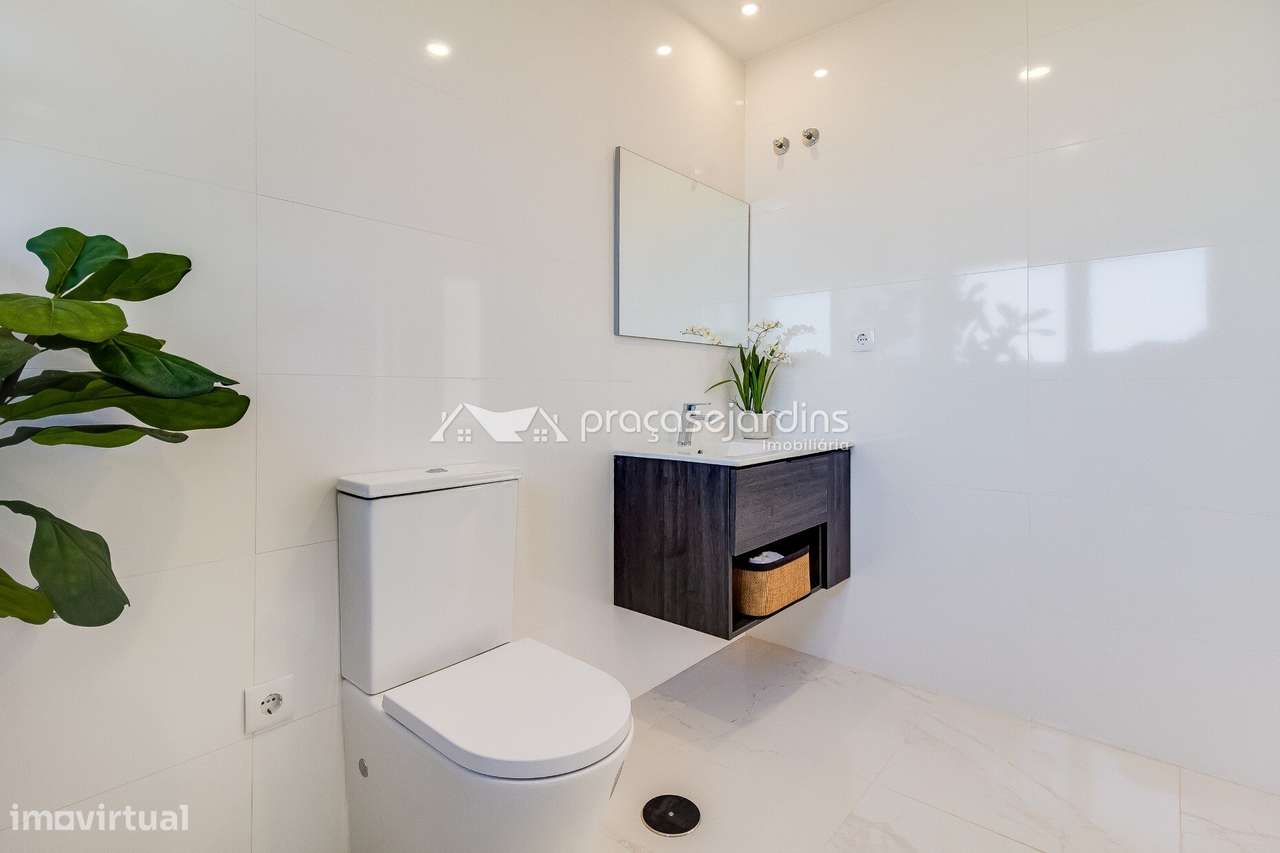 Apartamento T2 semi-novo-5