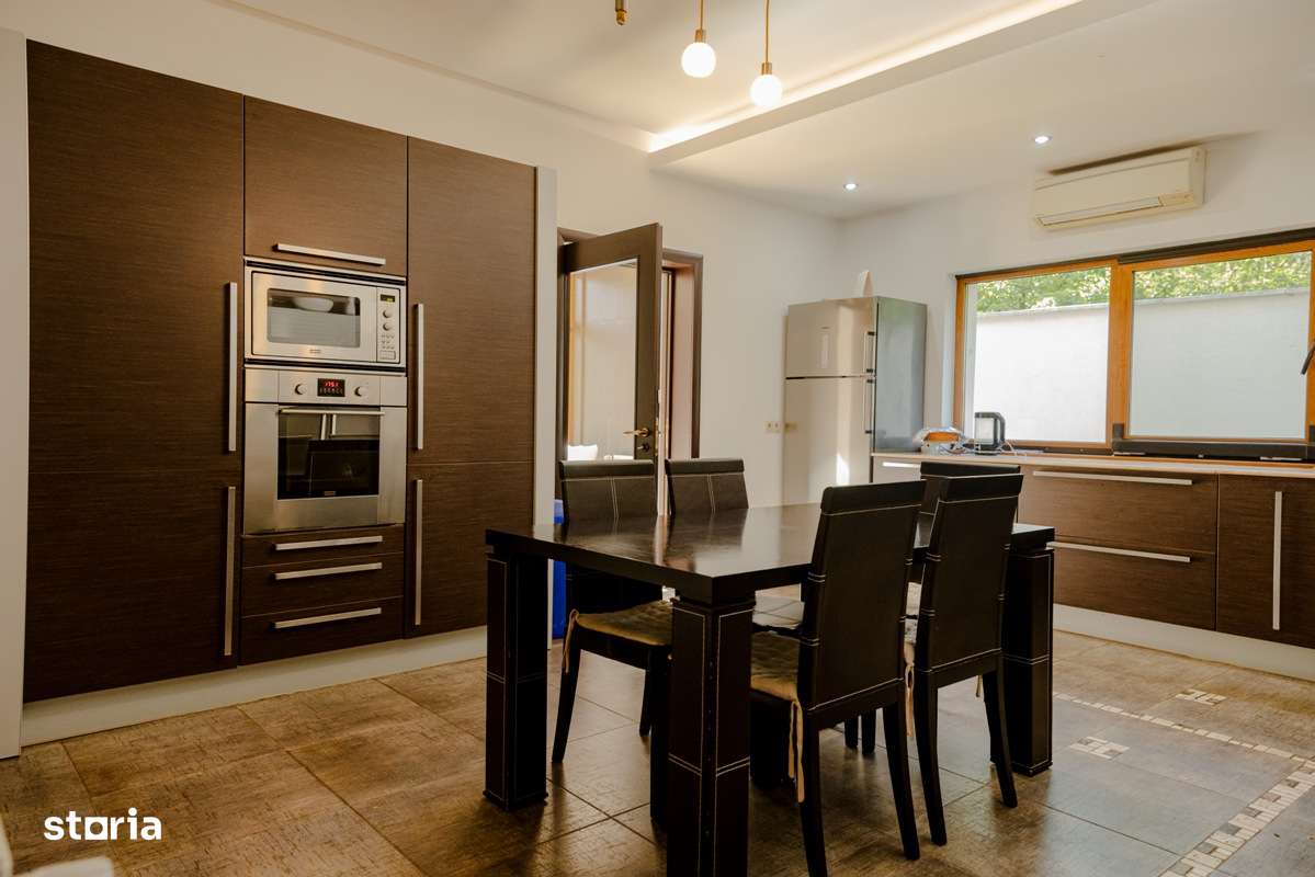 VILA DE LUX, zona Cartier Sasar , 450mp cu 10 ari teren!-5