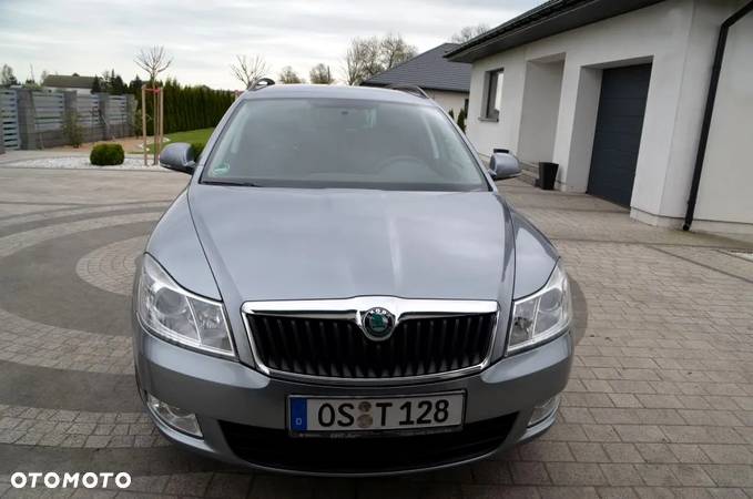 Skoda Octavia - 2