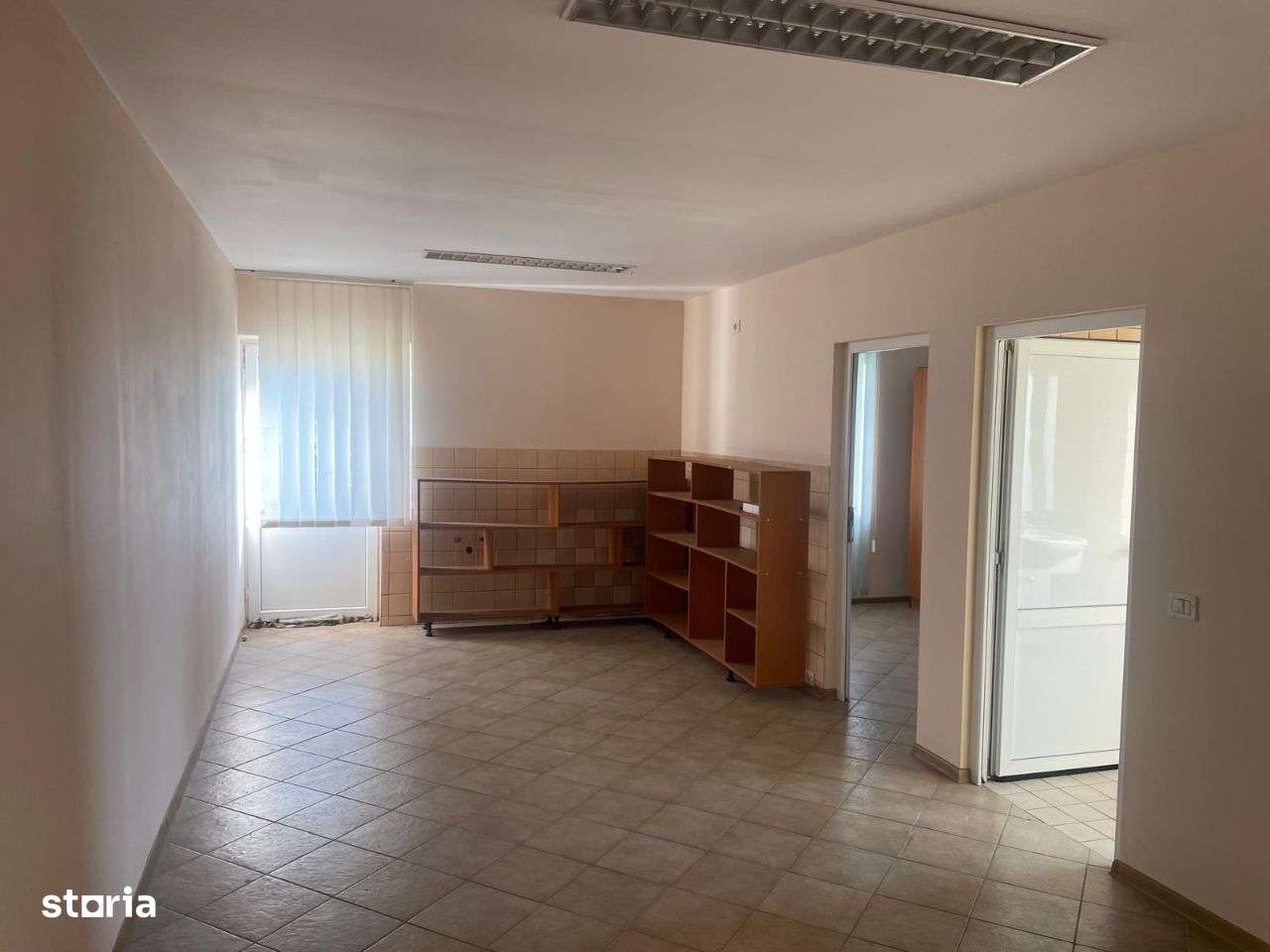 Hala Productie ,Spatii Birou si Locuit, Craiova-Isalnita 10000 m Teren-7