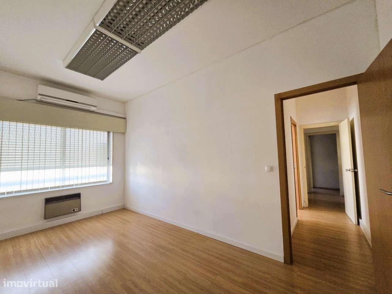 Escritório com Recepção e 3 Salas – Campo Grande, Lisboa - Grande imagem: 4/21