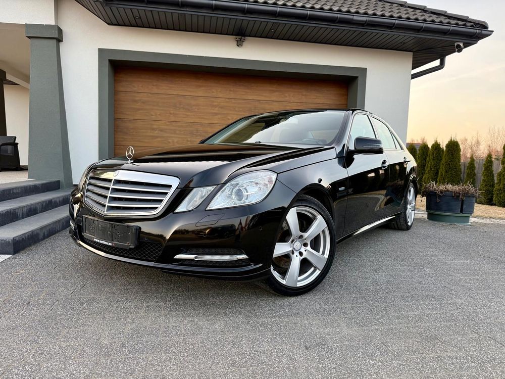 Mercedes-Benz E W212/W207 200 BlueEFFICIENCY 2012