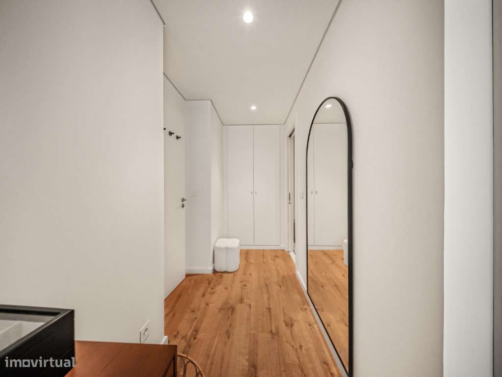 Apartamento T2 em Condomínio Privado com Piscina e Ginásio - Colina...-7