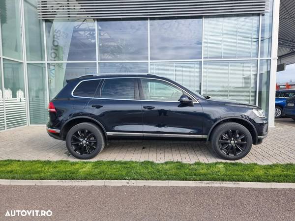 Volkswagen Touareg 3.0 V6 TDI BMT - 4