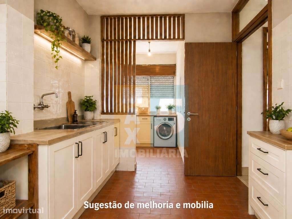 T1 com boa luz natural para remodelação total - Vale da Amoreira-15