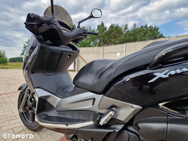 Yamaha X-max - 23