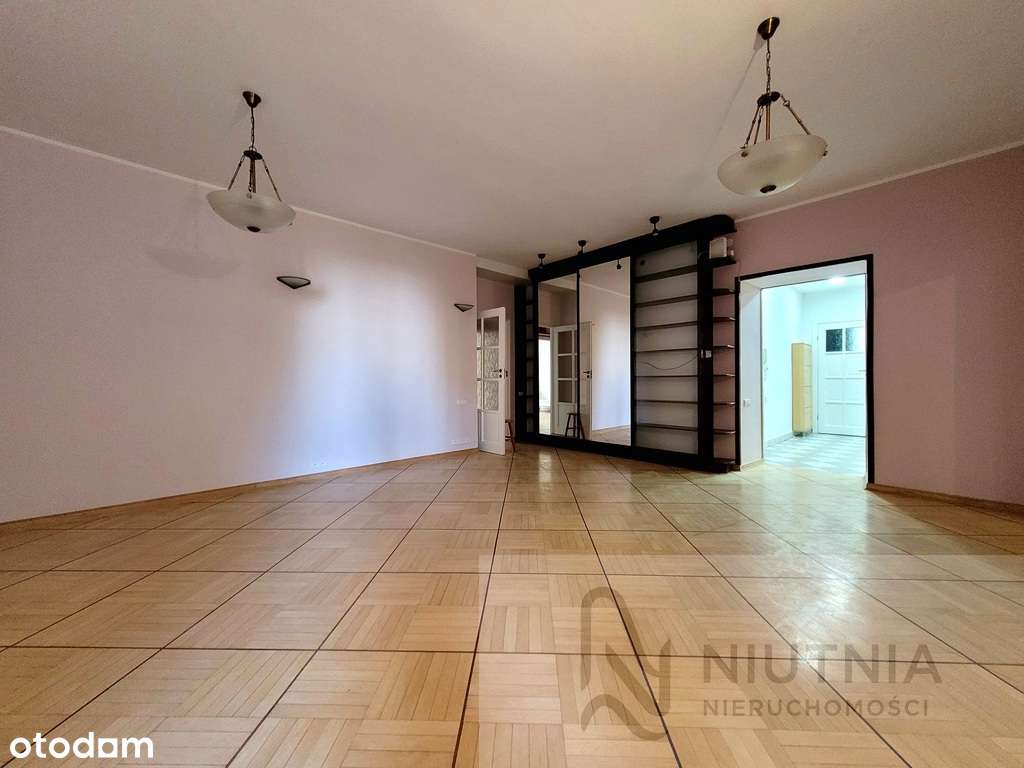 Połączone 2 mieszkania tuż przy parku-3