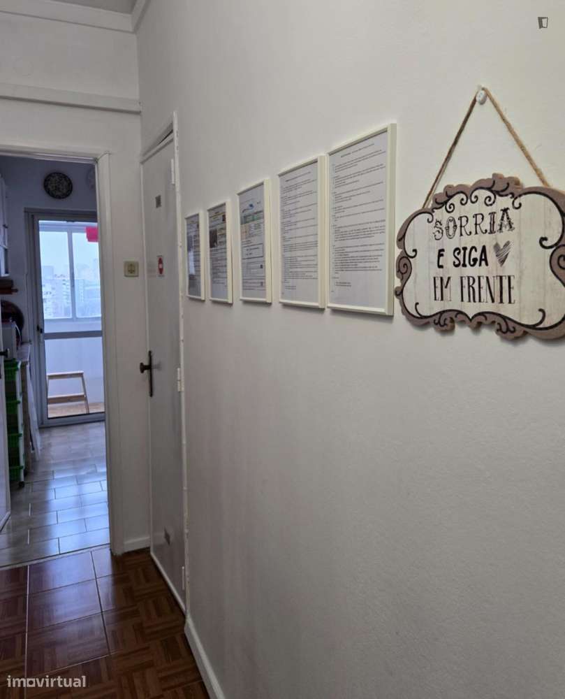 Cama - localizado em Amadora Lisbon - Grande imagem: 2/6